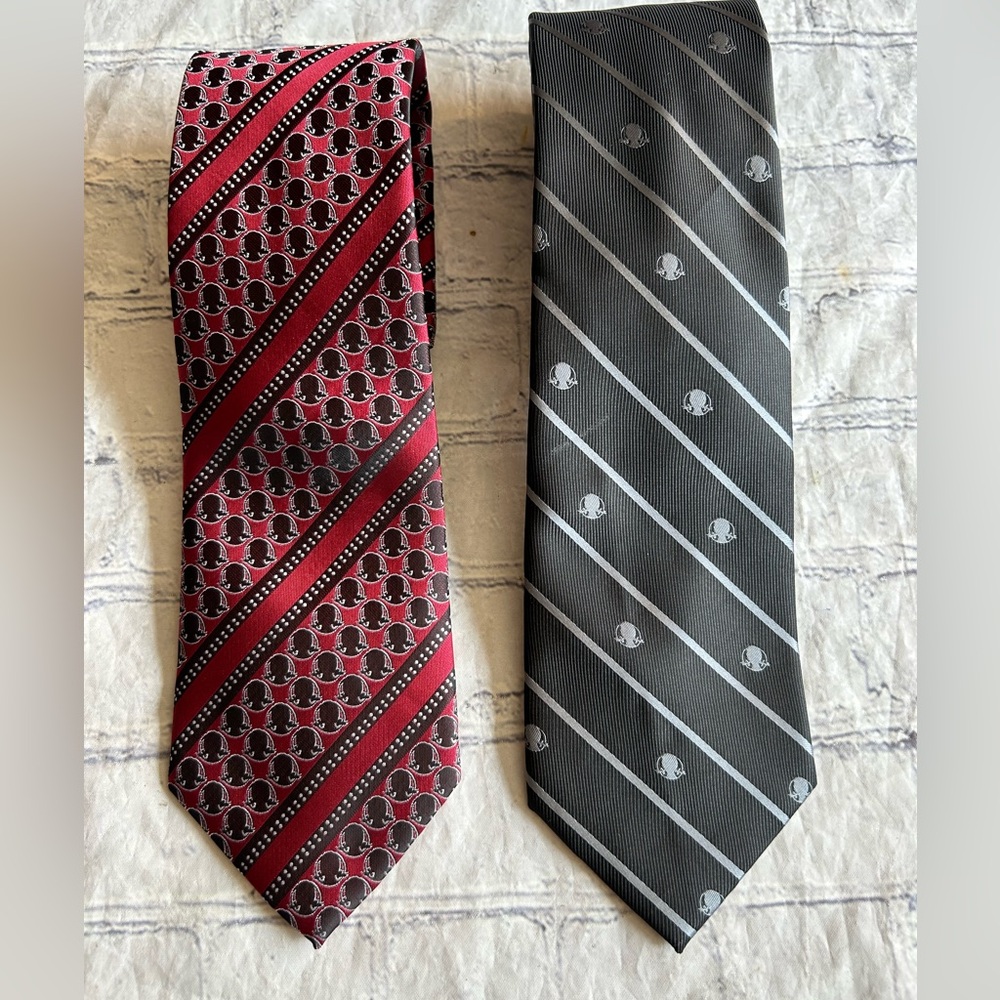 BARCO UNIFORMS RETRO (2) PATTERN MANAGER COLLECTION WEAR WENDY’S MENS NECKTIES